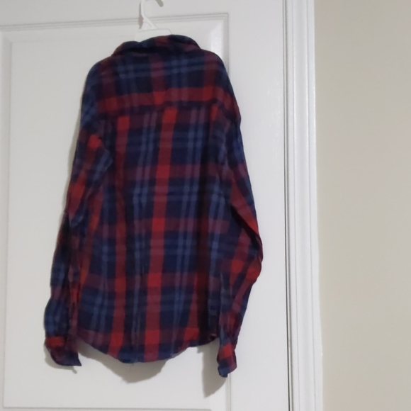 Checkered shirt - Picture 2 of 3